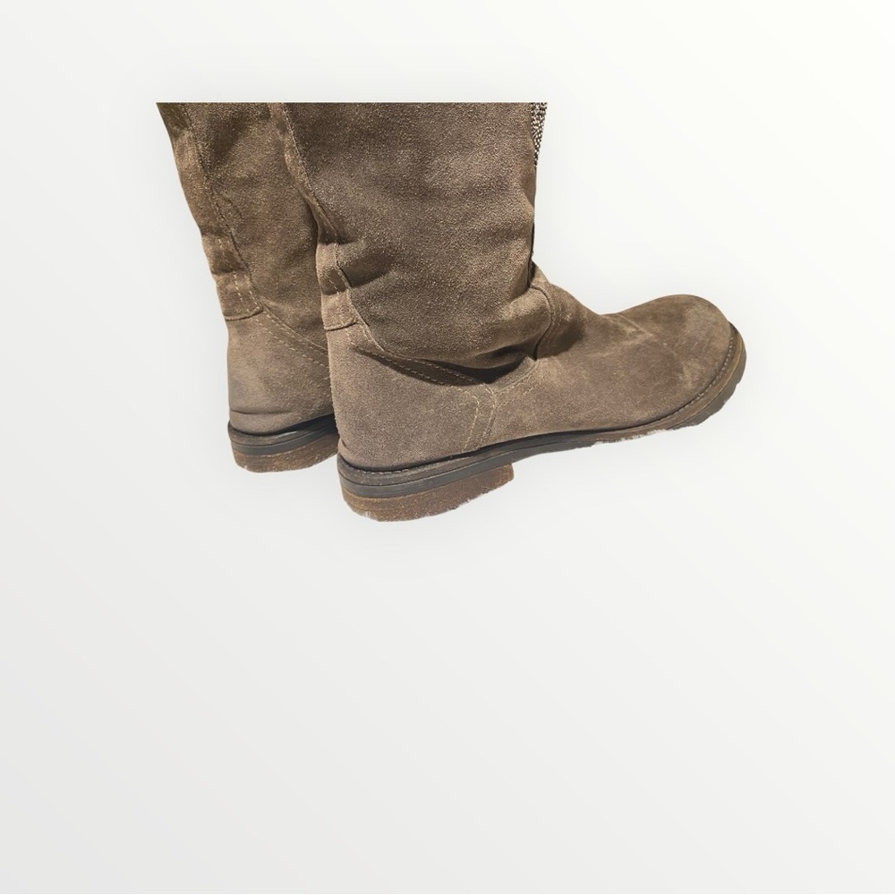 Mimosa Suede Knee-High Boots | Gothic Skull Accent | Italy 🇮🇹 - Picture 7 of 9